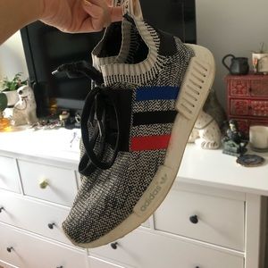 ADIDAS NMD R1 Tricolor
